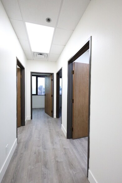 More Photos Of 1801 W Romneya Dr, Anaheim Office Residential For Lease