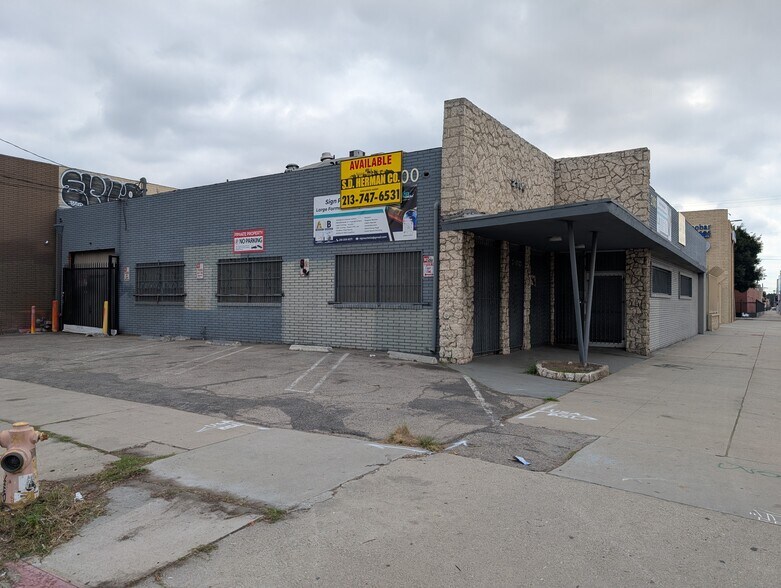 More Photos Of 2100 S Hill St, Los Angeles Research And Development For Sale