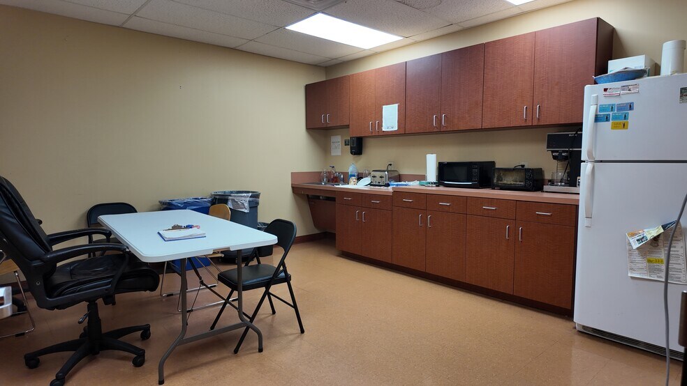 More Photos Of 2401 FM 646, Dickinson Medical For Sale