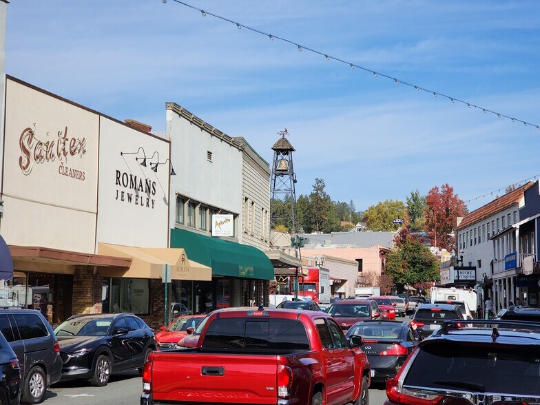 More Photos Of 339 Main St, Placerville Storefront For Sale