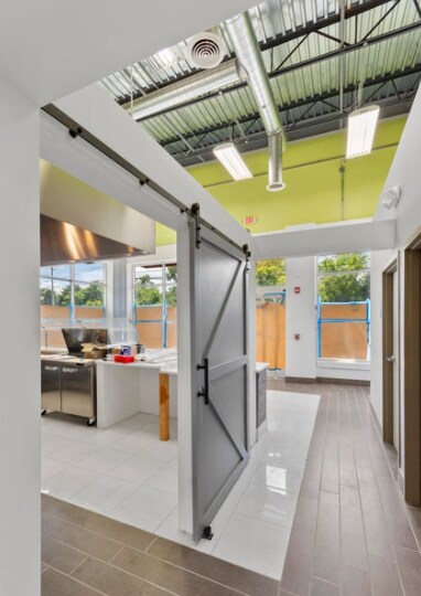 More Photos Of 1822 N Olden Ave, Ewing Restaurant For Sale