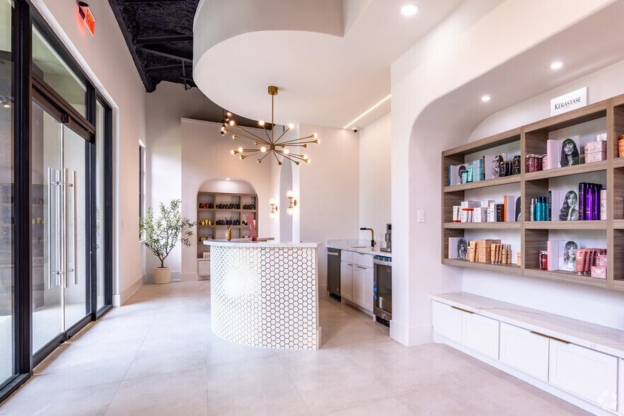 More Photos Of , Magnolia Unknown For Sale