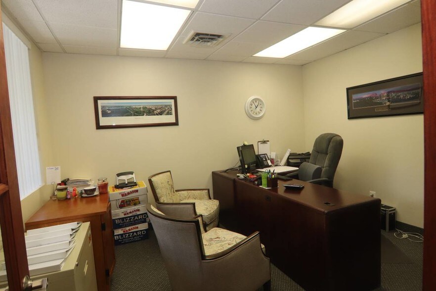 More Photos Of 8441 Belair Rd, Nottingham Medical For Lease