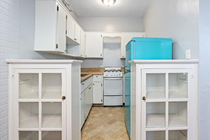 More Photos Of 124 Live Oak Ave, Daytona Beach Apartments For Sale