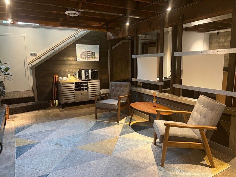 More Photos Of 20 Woodward St, Newton Loft Creative Space For Lease