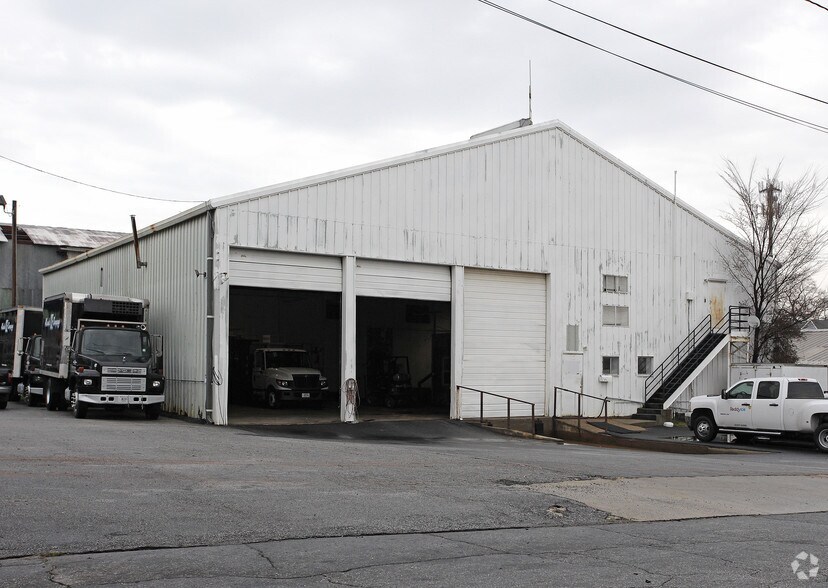 More Photos Of 1577 E Taylor Ave, Atlanta Unknown For Lease