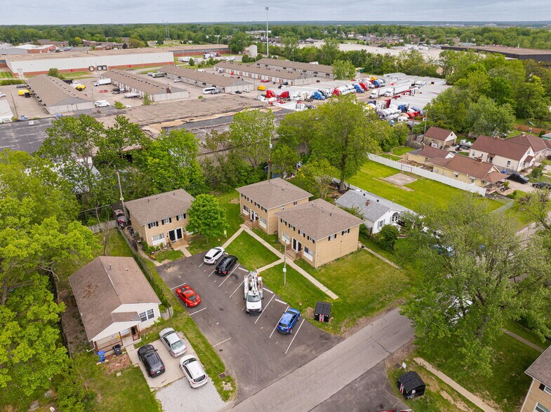 More Photos Of 1975-1982 Dunbar Dr, Columbus Apartments For Sale