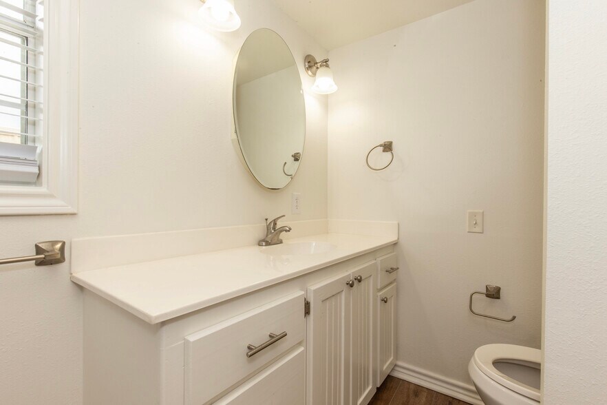 More Photos Of 4846 US Highway 67 W, Simms Daycare Center For Sale