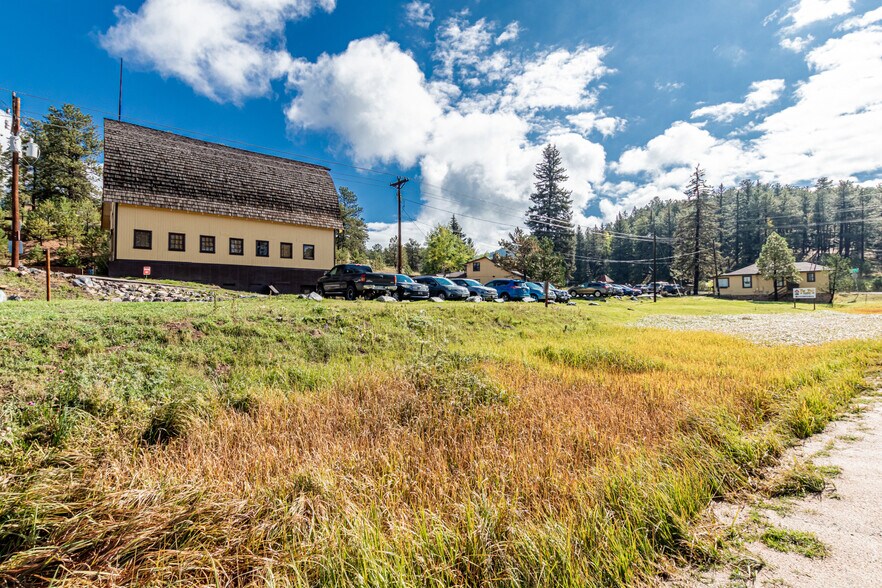 More Photos Of 27051 Barkley Rd, Conifer General Retail For Sale