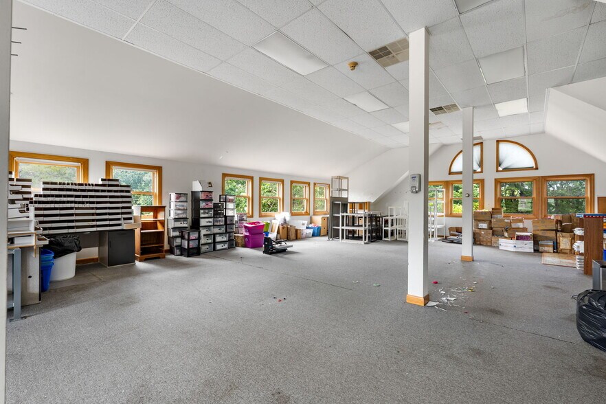 More Photos Of 102 Bridge Rd, Salisbury Office For Lease