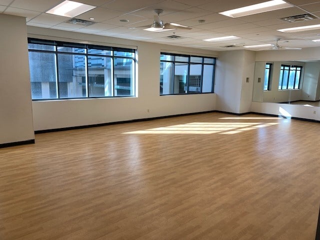 More Photos Of 3661 N Plano Rd, Richardson Medical For Lease