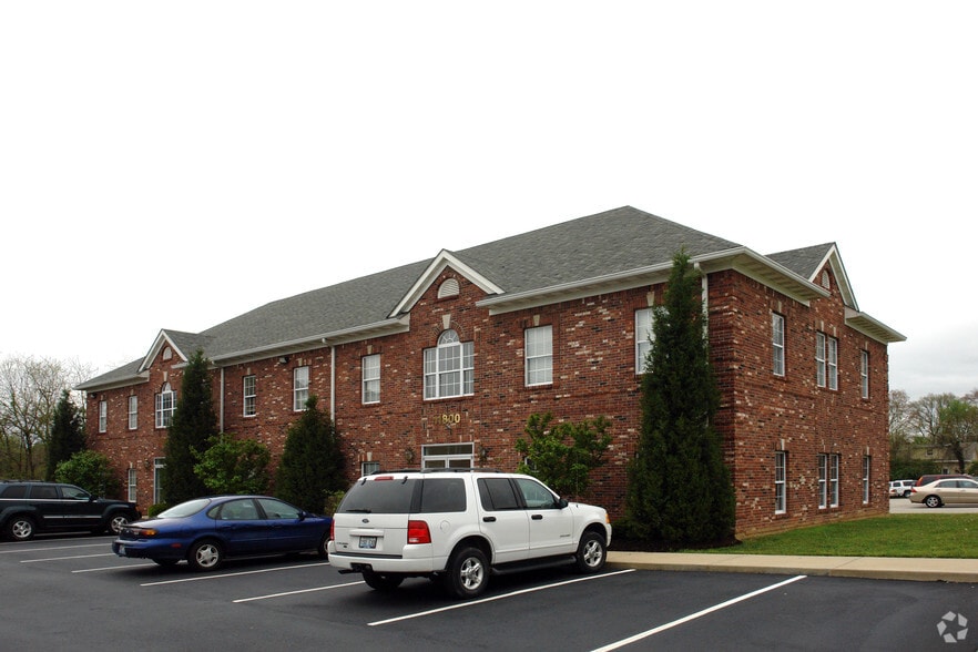 More Photos Of 11800 Brinley Ave, Louisville Office For Lease