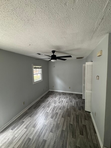 More Photos Of 407 Maides Ave, Wilmington Apartments For Sale