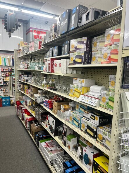 More Photos Of 208 Main Ave S, Park Rapids Storefront Retail Residential For Sale