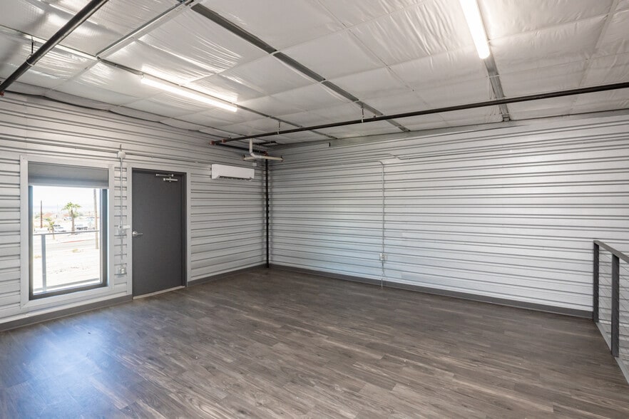 More Photos Of 3204 Sweetwater Ave, Lake Havasu City Self Storage For Sale