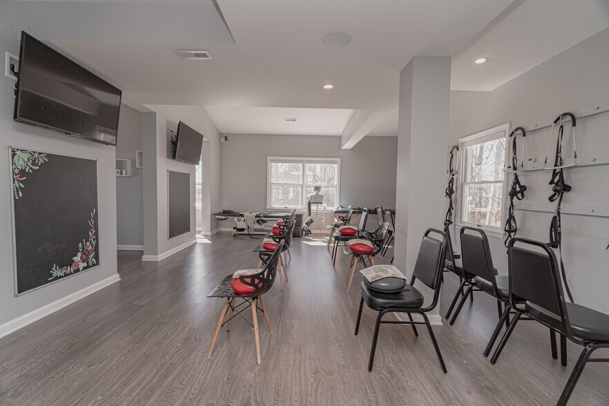 More Photos Of 375 State Route 10, Whippany Storefront Retail Office For Sale