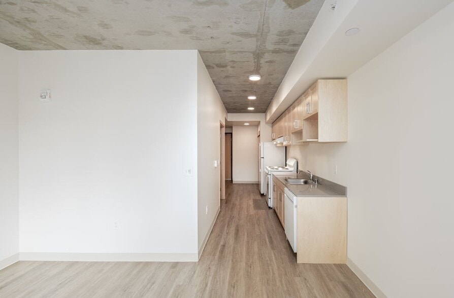 More Photos Of 1400 Madison St, Seattle Apartments For Lease