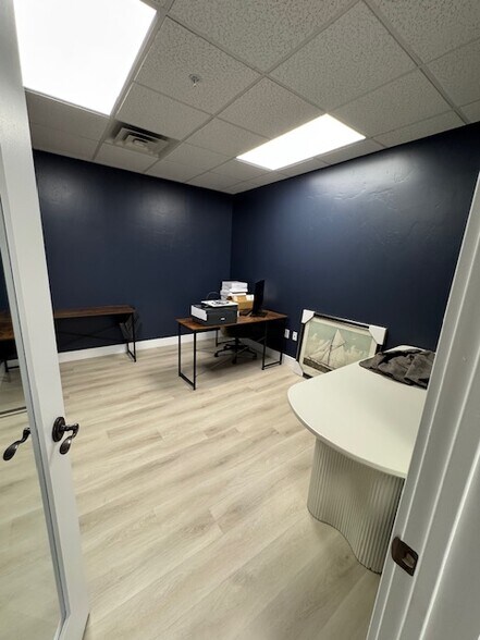 More Photos Of 3130 W Maple Loop Dr, Lehi Office For Lease