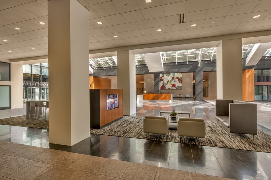 More Photos Of 555 17th St, Denver Office For Lease