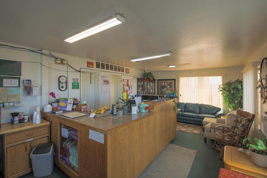 More Photos Of 2716 SE Frontage Rd, Loveland Hotel For Sale