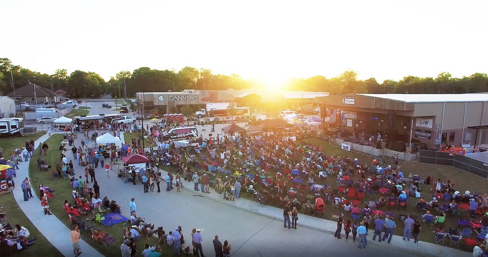 More Photos Of 75 Miranda Lambert Way, Lindale Unknown For Lease