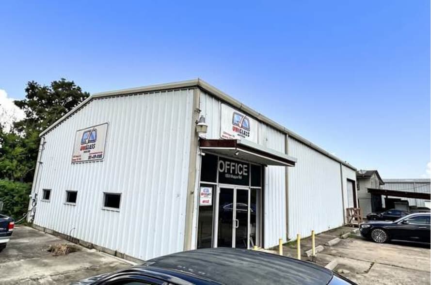 Primary Photo Of 1453 Hopper Rd, Houston Warehouse For Sale