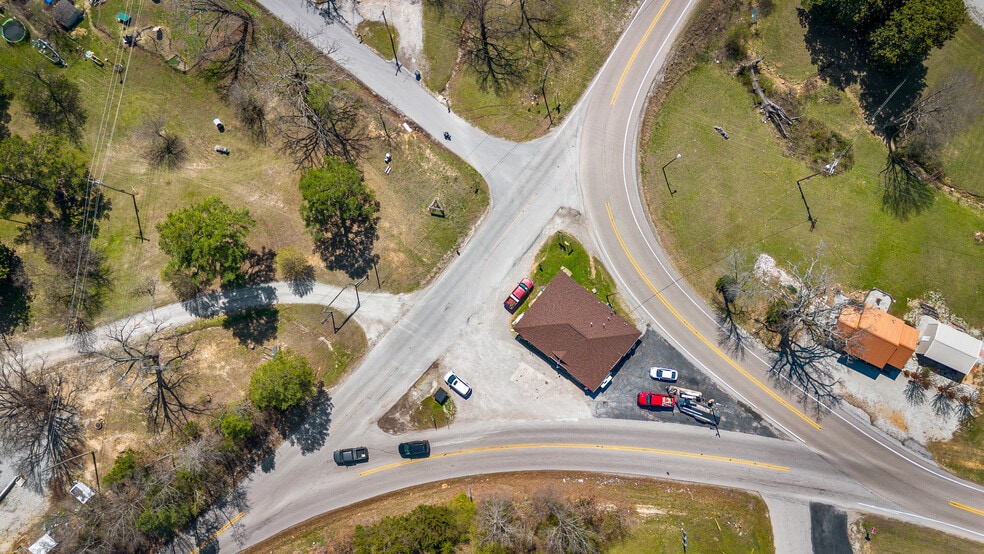 More Photos Of 10842 Highway 5 S, Mountain Home Convenience Store For Sale