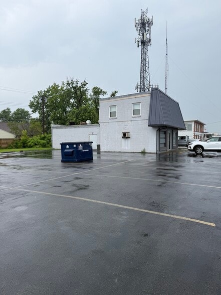 More Photos Of 838 Niagara Falls Blvd, Buffalo Convenience Store For Sale