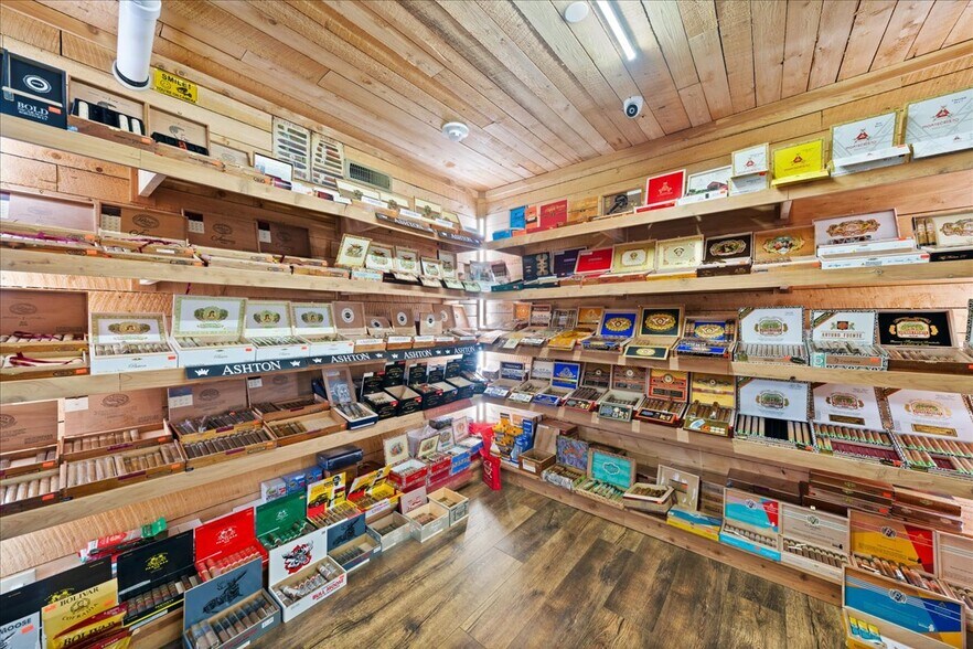 More Photos Of 600-622 New Jersey Ave, Wildwood General Retail For Sale
