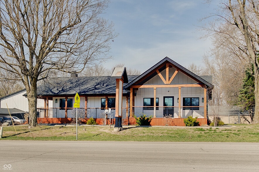 Primary Photo Of 1506 W Smith Valley Rd, Greenwood Office For Lease