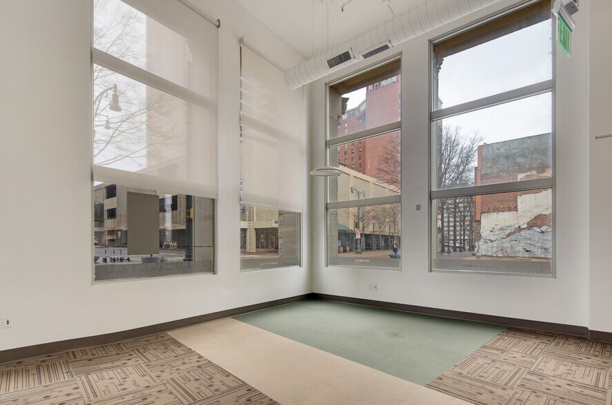 More Photos Of 66 N Main St, Memphis Apartments For Lease