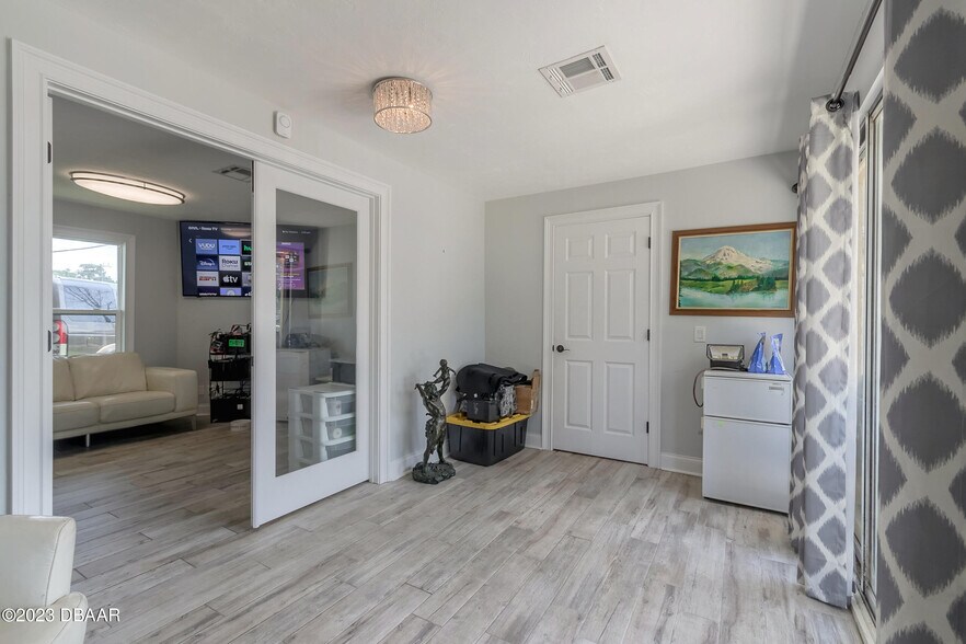 More Photos Of 305 N US Highway 1, Ormond Beach Auto Dealership For Sale