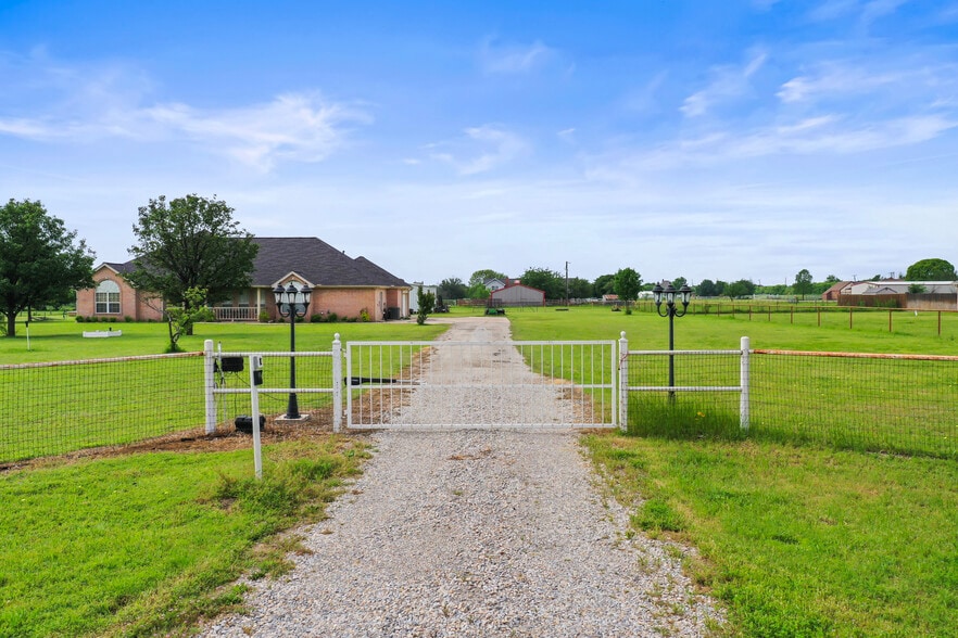 More Photos Of 1425 Avondale Haslet Rd, Haslet Land For Sale