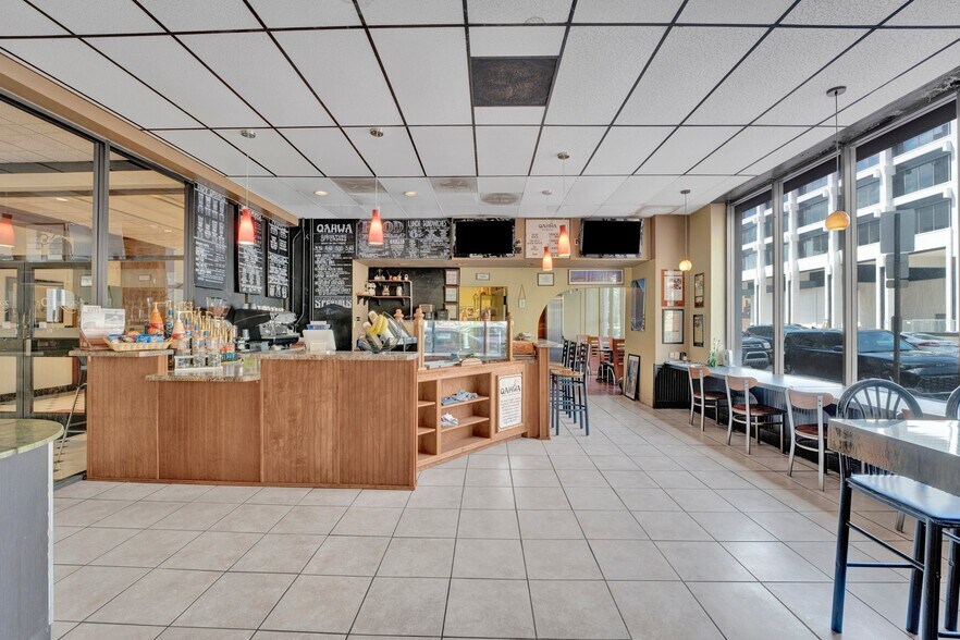 More Photos Of 109 N Main St, Memphis Apartments For Sale