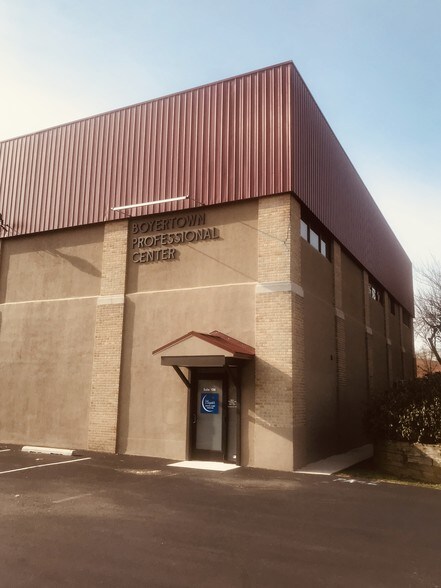 Primary Photo Of 137 S Montgomery Ave, Boyertown Office For Lease