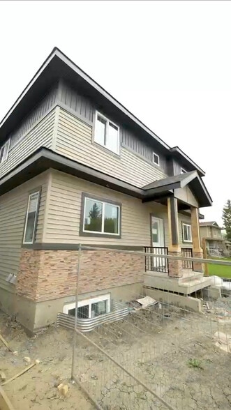 Primary Photo Of 10447-10451 149 St NW, Edmonton Apartments For Sale