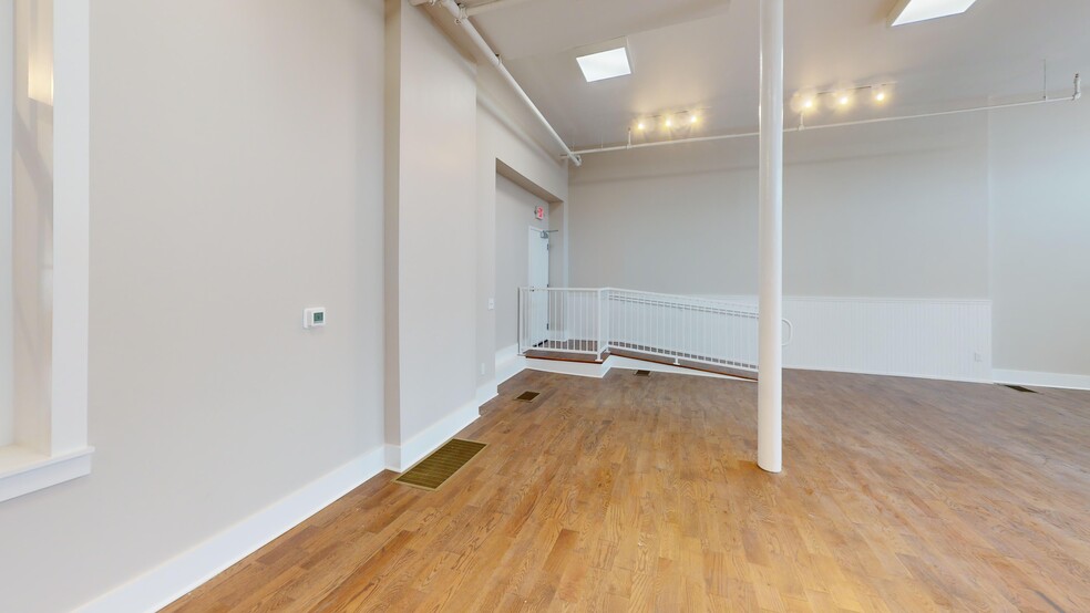 More Photos Of 1816 Vine St, Cincinnati Storefront For Lease