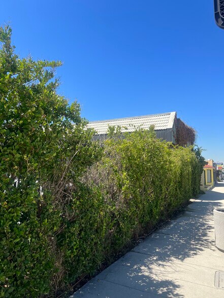 More Photos Of 2852 W Valley Blvd, Alhambra Warehouse For Sale