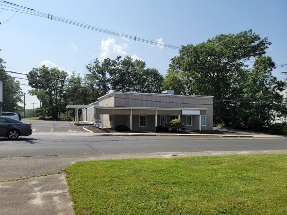 More Photos Of 326 Highland Ave, Waterbury Medical For Lease