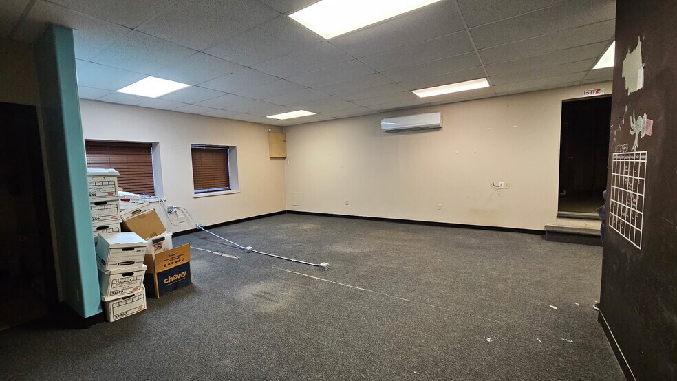 More Photos Of 2055 S Main St, Akron Office For Lease
