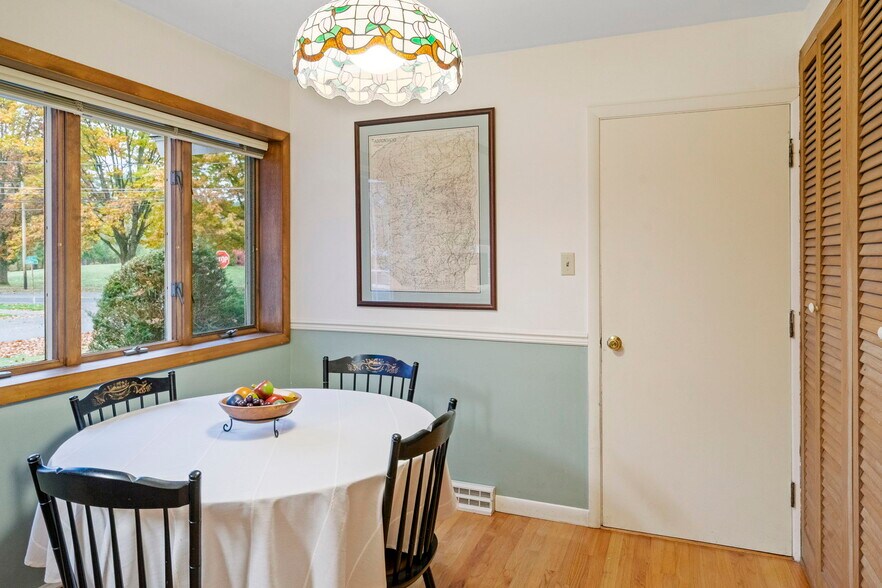 More Photos Of 6 Arbor Dr, Glens Falls Office For Sale