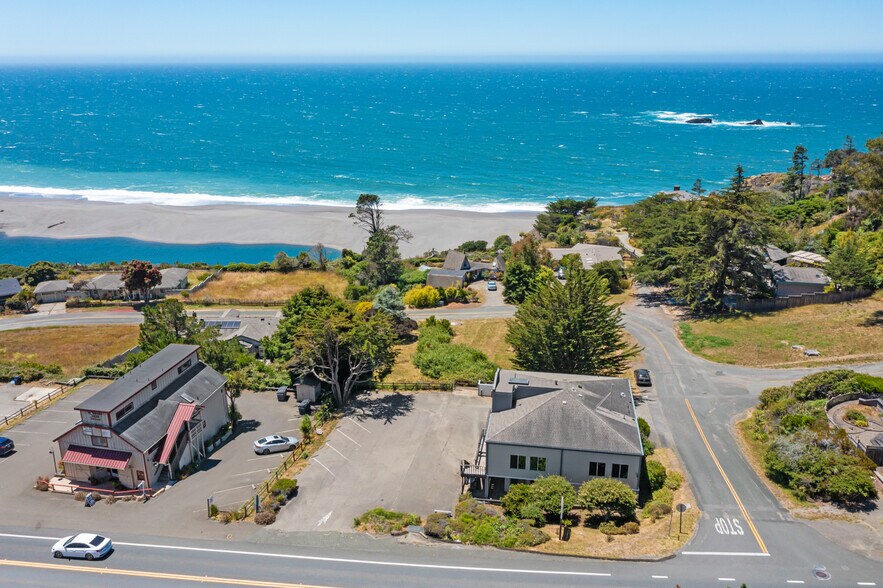 More Photos Of 39000 1 hwy, Gualala Flex For Sale