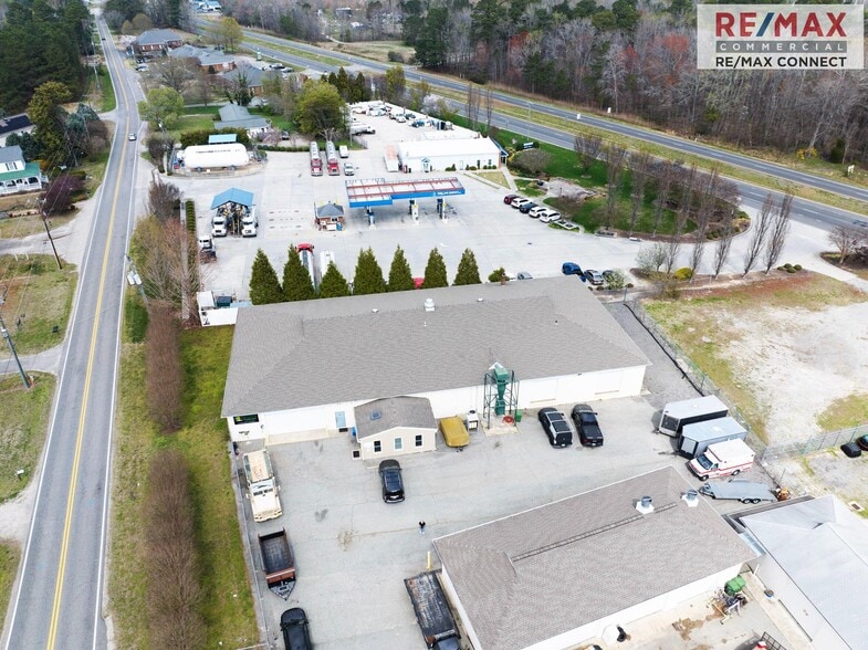 More Photos Of 2521 Hayes Rd, Hayes Light Distribution For Sale