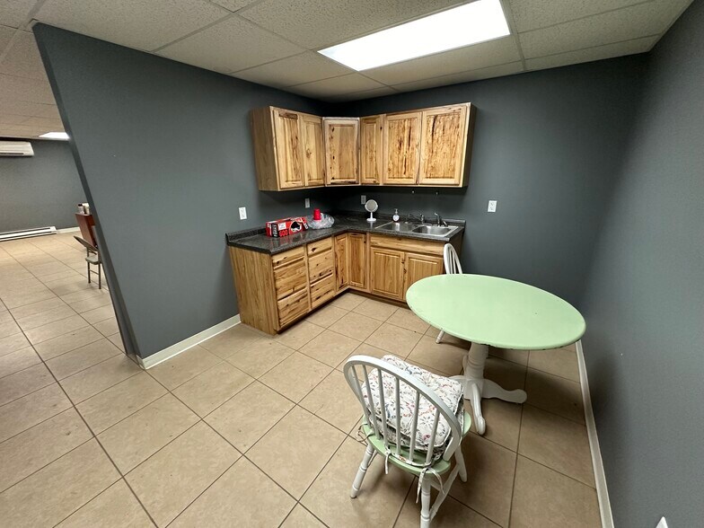 More Photos Of 410 S 1st St, New Salem Industrial For Sale