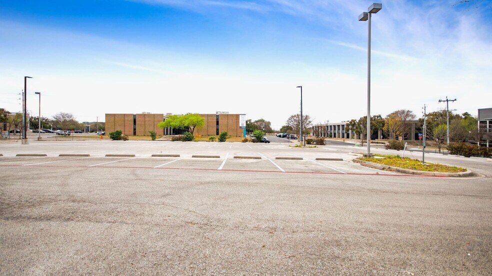 More Photos Of 4545 Centerview, San Antonio Land For Sale