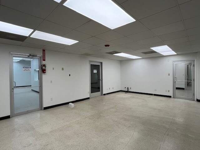 More Photos Of 5920 S General Bruce Dr, Temple Warehouse For Lease