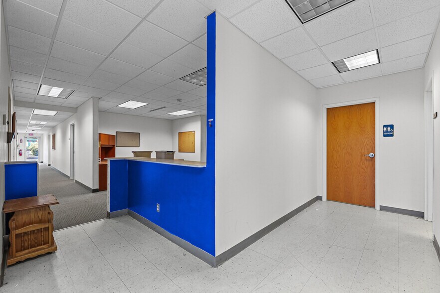 More Photos Of 37401 Stevens Blvd, Willoughby Flex For Lease