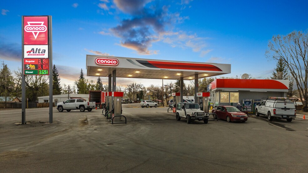 Primary Photo Of 315 8th St, Saguache Convenience Store For Sale