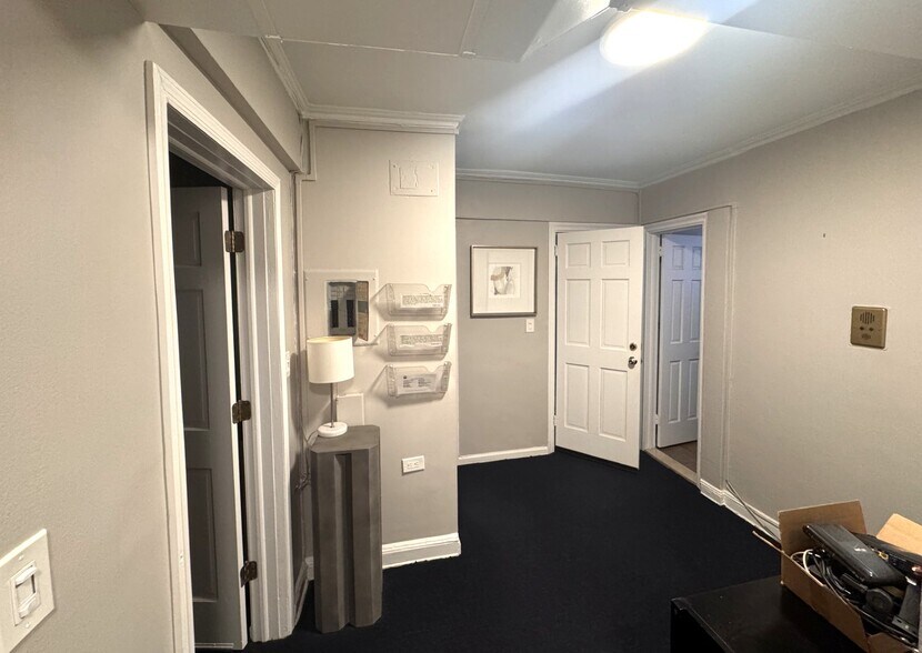 More Photos Of 98120 Queens Blvd, Rego Park Apartments For Sale