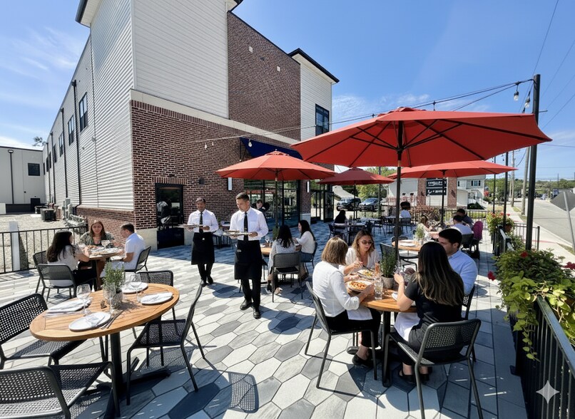 More Photos Of 57 Hamburg Tpke, Riverdale Restaurant For Lease